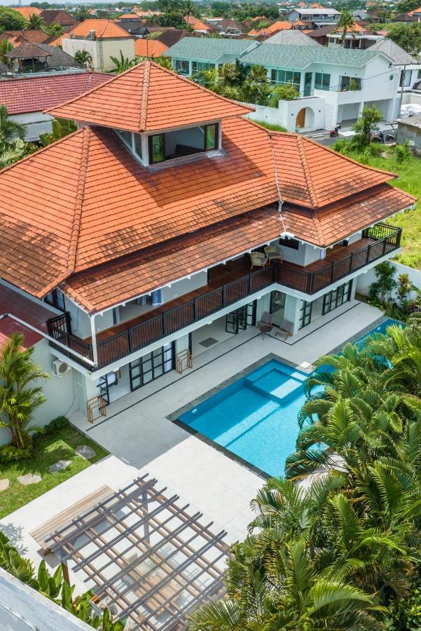 Villa Okenada - Modern 5-Bedroom Pool Villa In Berawa! Canggu Exterior foto